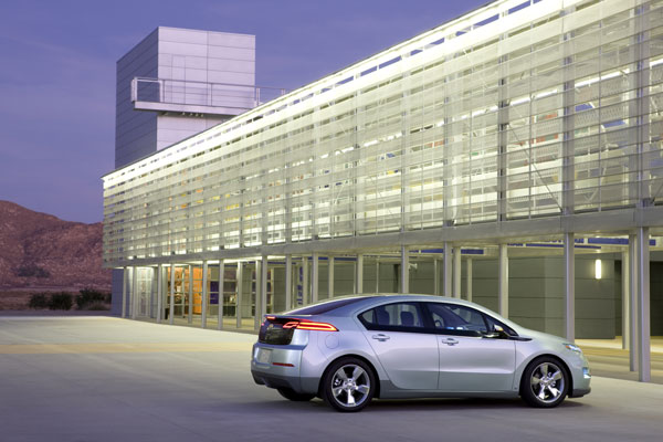 2011-Chevrolet-Volt-046.jpg