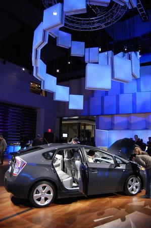 grey under display.jpg